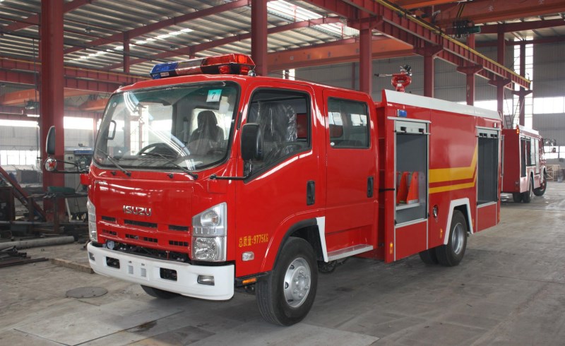 五十鈴雙橋干粉泡沫聯用消防車